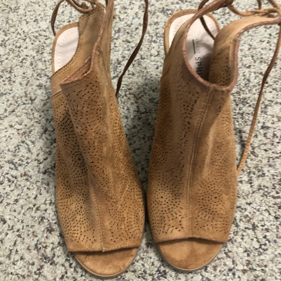 Booties - Picture 1 of 4